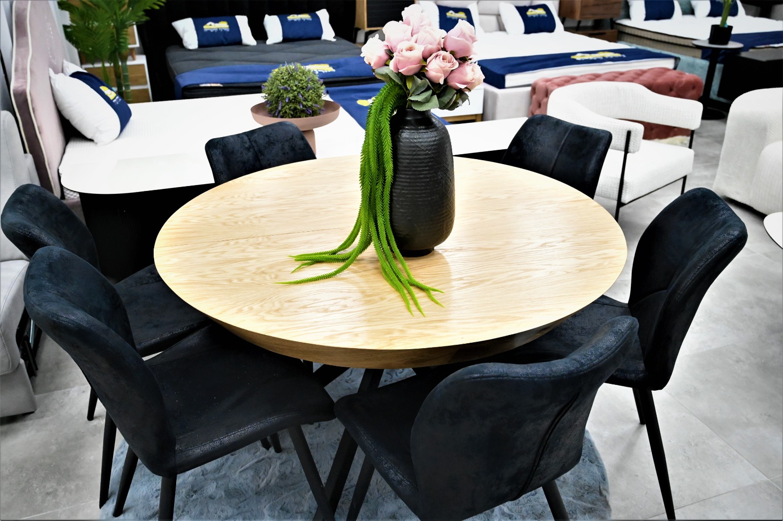 WhatsApp Image 2023-03-02 at 9.01.27 PM.jpeg